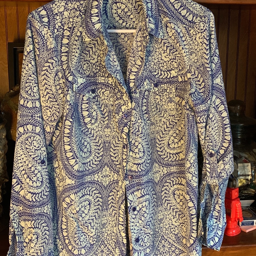 Talbots batik print button‎ down. Worn twice. Perfect shape